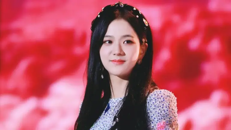 Jisoo BLACKPINK Resmi Bergabung dengan Warner Records