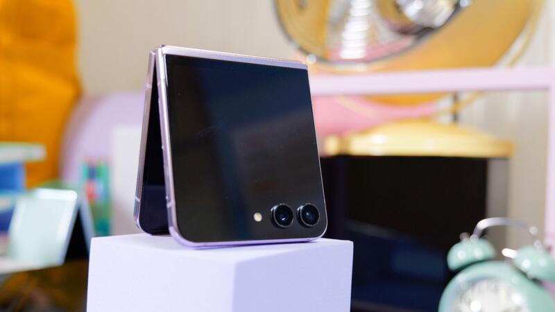 HP Kamera Terbaik 2025