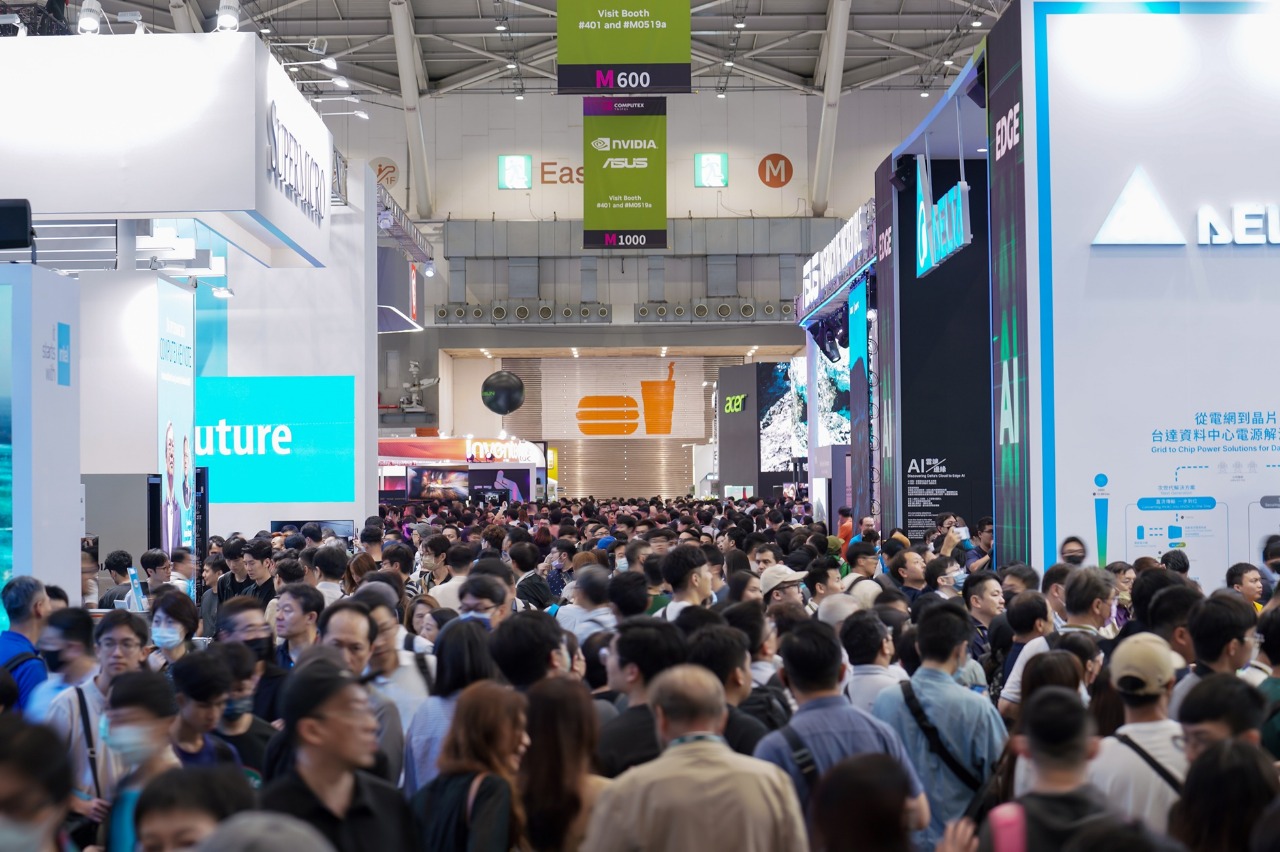 COMPUTEX 2025 Akan Fokus Pada Tema AI dan Robotika 7 COMPUTEX 2025 Akan Fokus Pada Tema AI dan Robotika