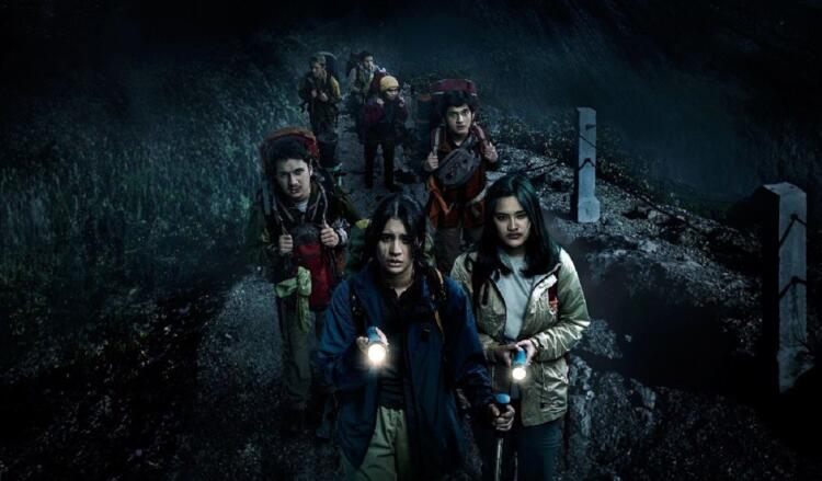 Petaka Gunung Gede/Starvision