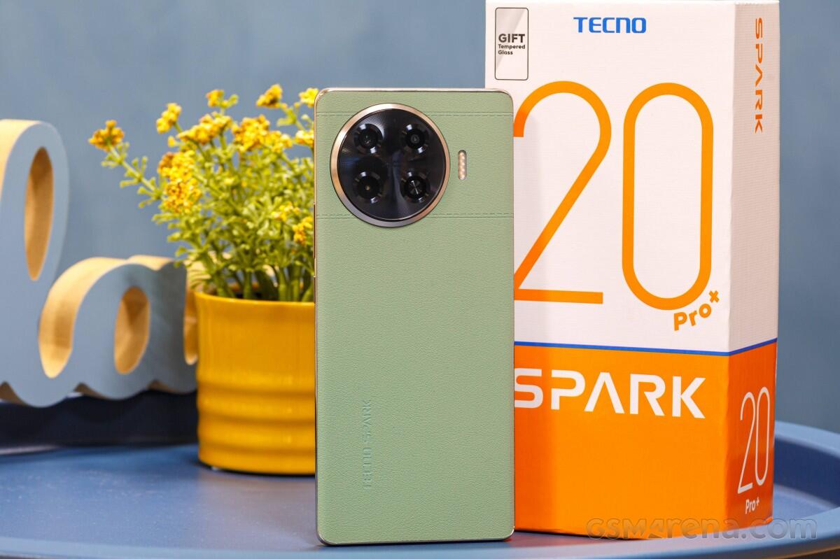 Spesifikasi & Harga Tecno Spark 20 Pro+