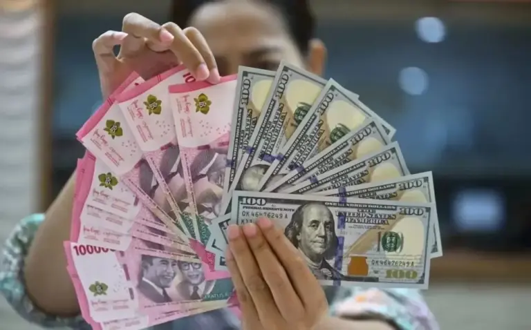 Viral! 1 Dolar Senilai Rp8 Ribu, Beneran?
