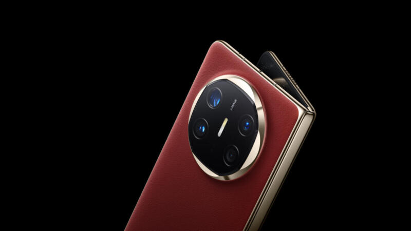 1 Huawei Mate X6