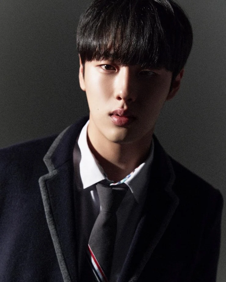 Yoon Hyun Soo - Biodata Pemain I Am a Running Mate