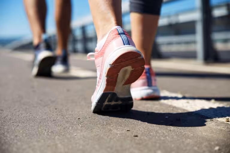 5 Rekomendasi Aplikasi Penghitung Langkah Kaki, Gratis!