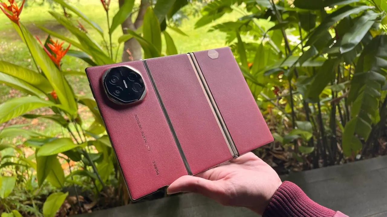 HUAWEI Mate XT ULTIMATE DESIGN Diumumkan Segera Hadir di Tanah Air 10 HUAWEI Mate XT ULTIMATE DESIGN Diumumkan Segera Hadir di Tanah Air