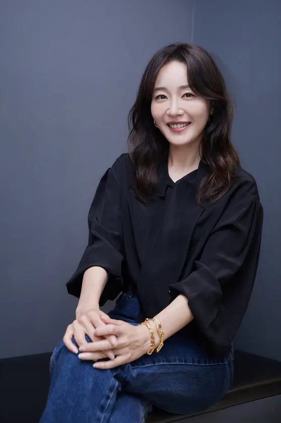 Uhm Ji Won