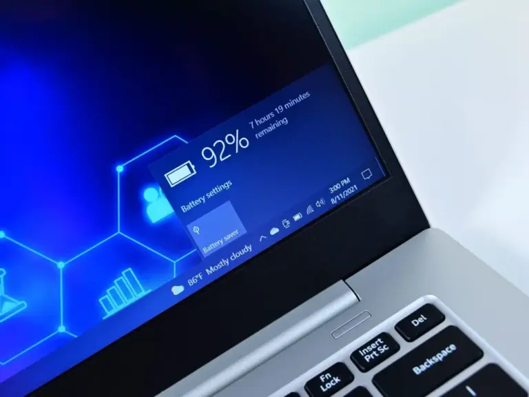 5 Tips Merawat Baterai Laptop agar Awet, Wajib Tahu!