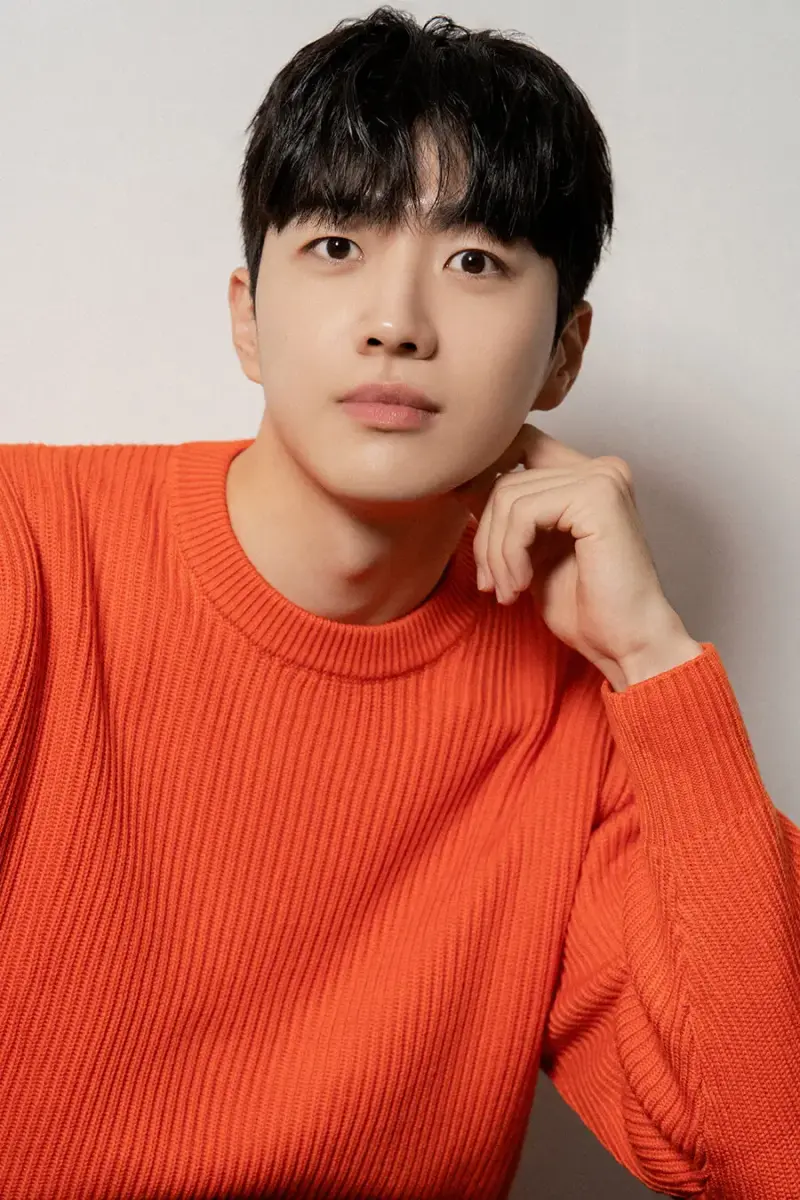 Kang Hoon - Biodata Pemain Hunter with a Scalpel
