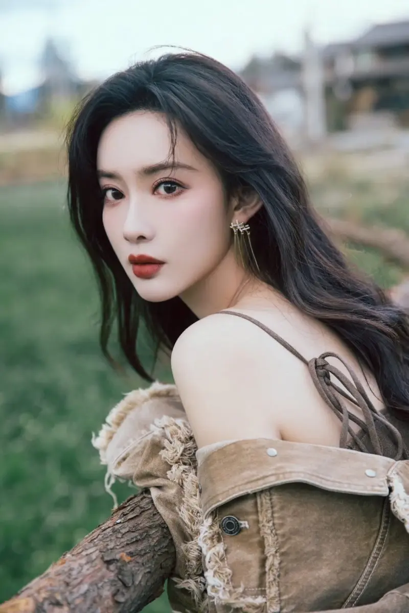 Meng Ziyi - Biodata Pemain The Princess's Gambit