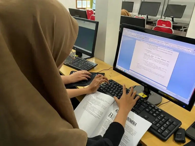 Wow! Ternyata Begini Cara Hapus Komentar di Microsoft Word