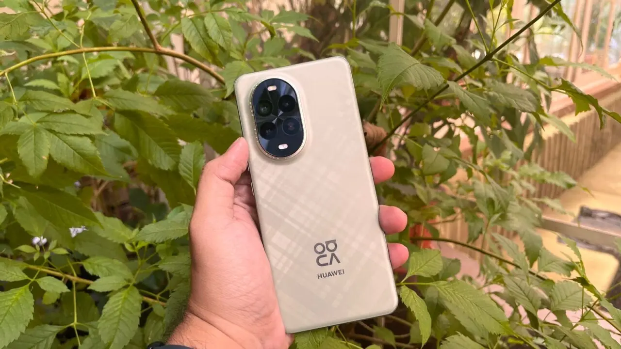 HUAWEI nova 13 Pro Hadir dengan Dual Selfie Camera & Kamera Belakang Flagship 5 HUAWEI nova 13 Pro Hadir dengan Dual Selfie Camera & Kamera Belakang Flagship