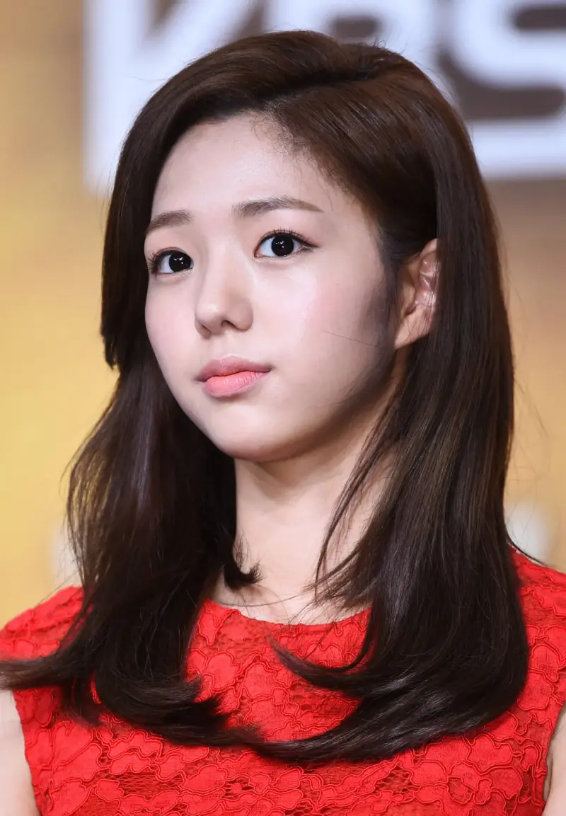 Chae Soo Bin - Biodata Pemain Omniscient Reader: The Prophet