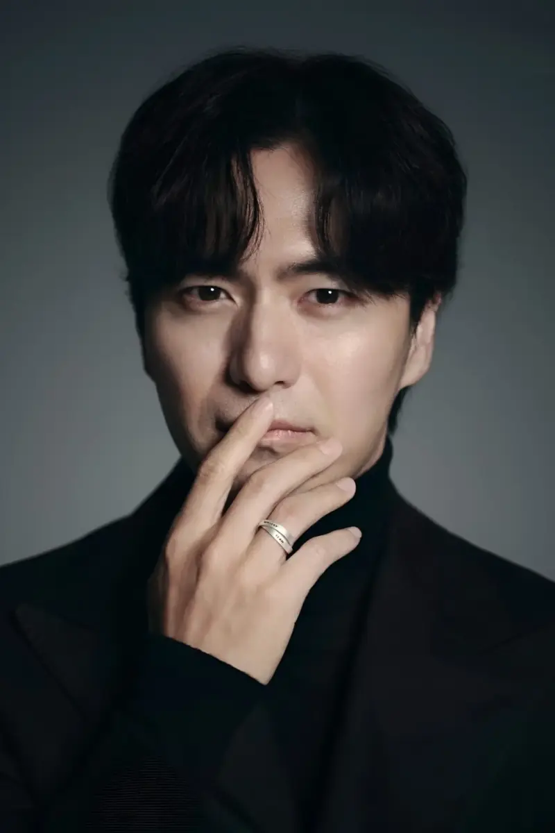 Lee Jin Wook
