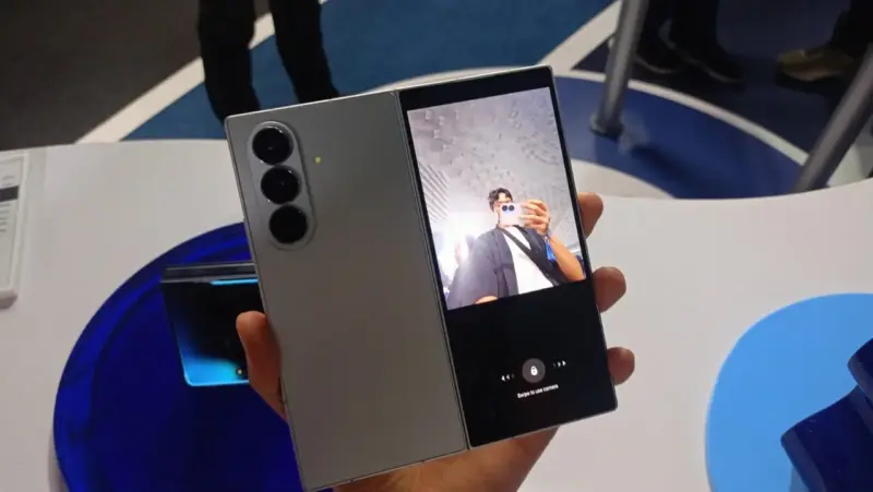 Samsung Z Fold7 Dafunda 3