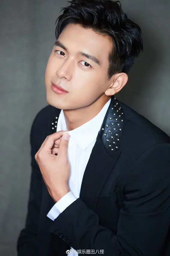 Li Xian - Biodata Pemain In the Name of Blossom