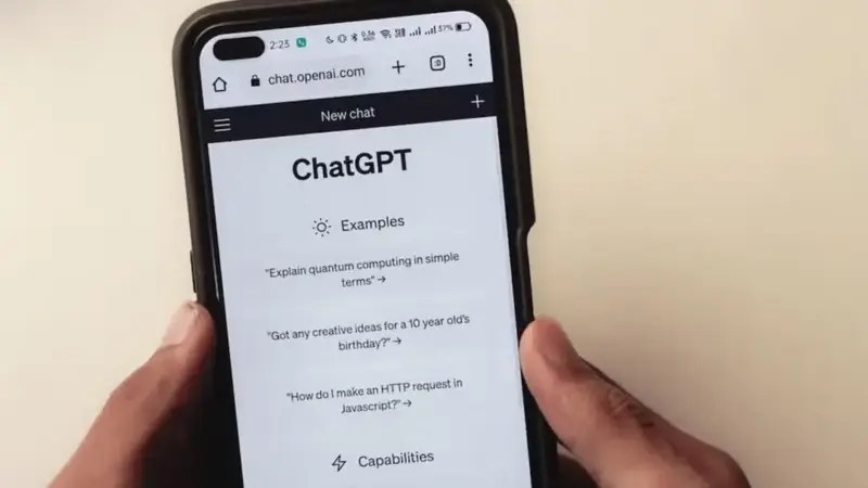 Tabel Perbandingan ChatGPT 4 vs ChatGPT 5