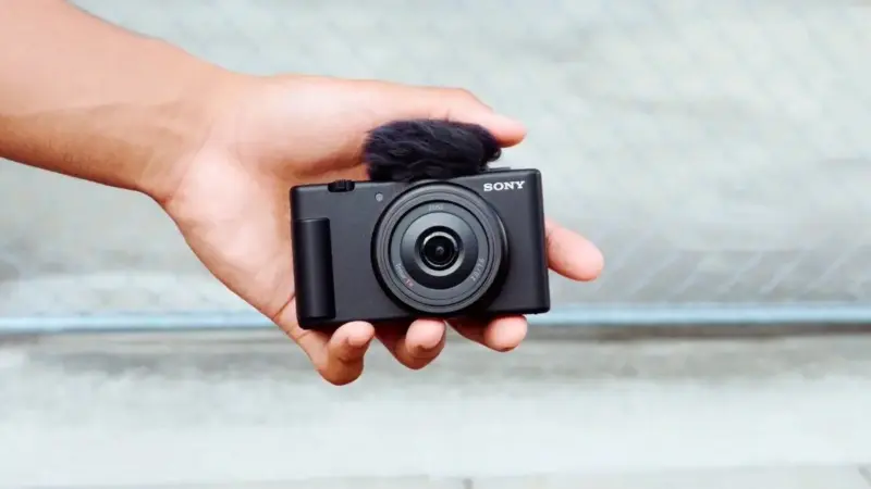 Rekomendasi Kamera untuk Vlog Terbaik 2025