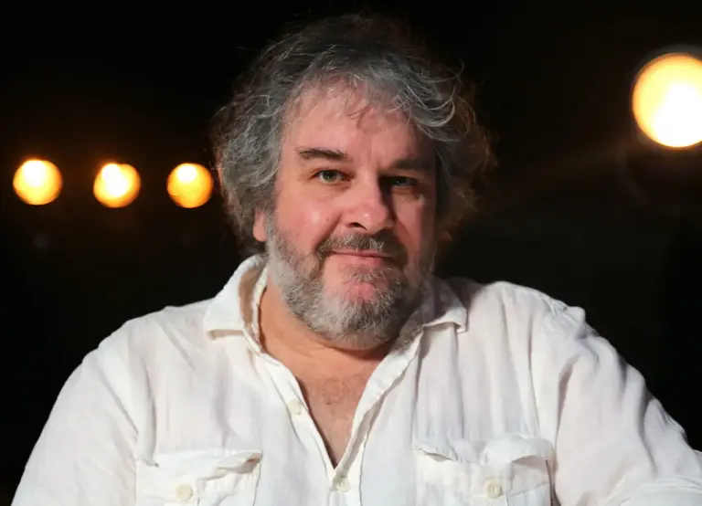 8 Daftar Film Terbaik Karya Sutradara Peter Jackson