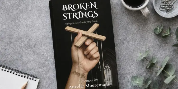 Link Download Buku Broken Strings Aurelie Moeremans Gratis