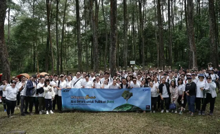 Perkuat Komitmen Hijau, Acer Indonesia Tutup Program e-Waste dengan Aksi Penanaman Pohon