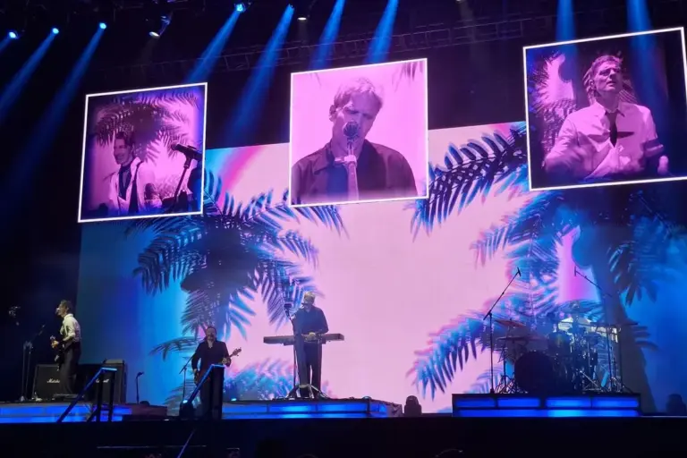 Konser MLTR di Jakarta Bikin Nostalgia Seru 10 Konser MLTR di Jakarta Bikin Nostalgia Seru