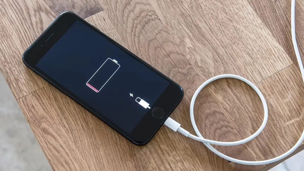 Stop Charge HP Ngasal! Ini Cara Charge HP Lebih Cepat & Awet!