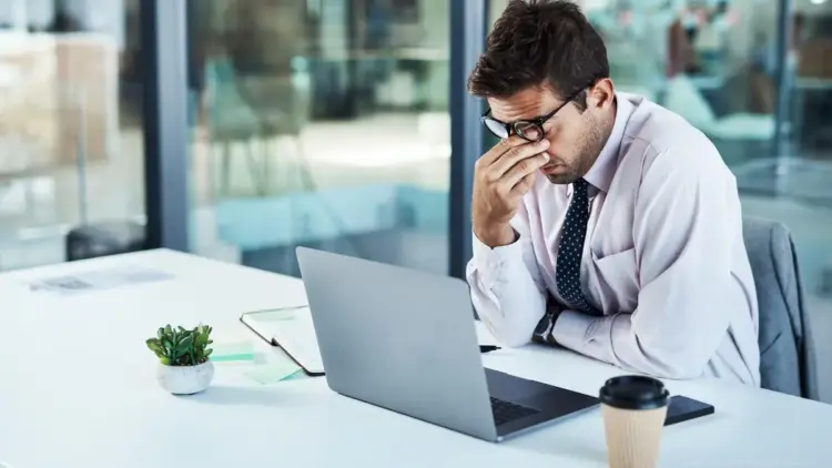 Dampak negatif AI di kantor bikin karyawan makin burnout