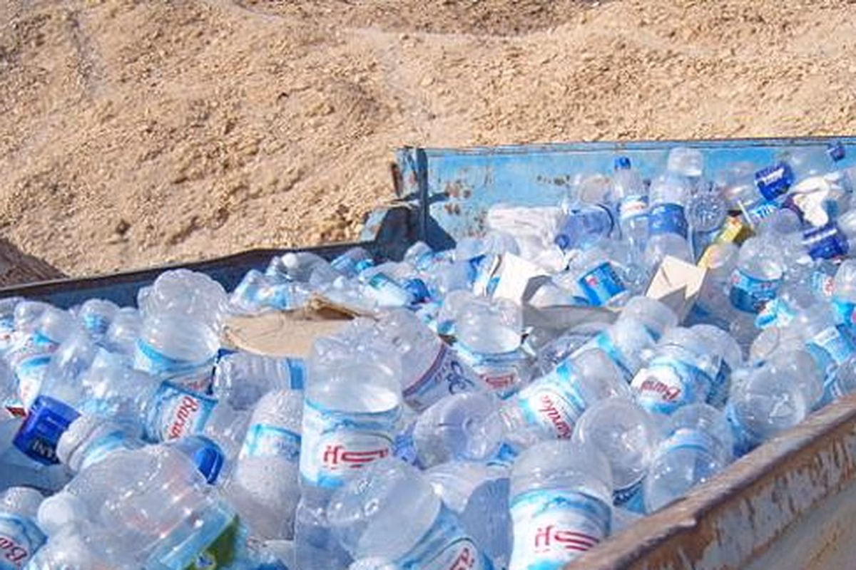 Ilmuwan China Ciptakan Plastik Hidup yang Bisa Terurai Sendiri