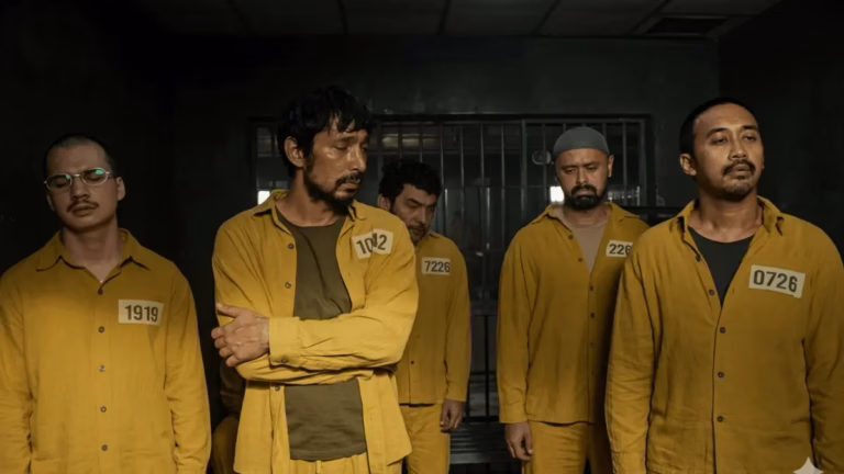 Review Ghost in the Cell: Horor Brutal Penuh Komedi dan Satire