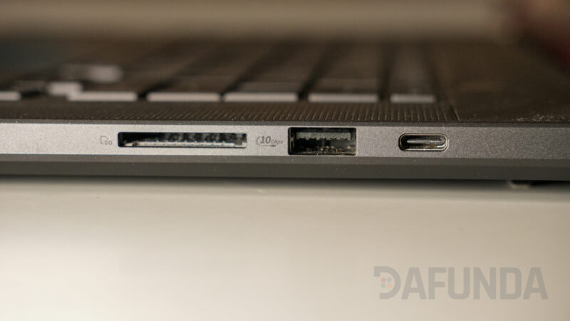 Review ROG Zephyrus G16 GU606AM (2026): Ketika Kekuatan Ekstrem Bertemu Portabilitas 3 ASUS ROG Zephyrus G16 2026 Dafunda Tekno Review 11