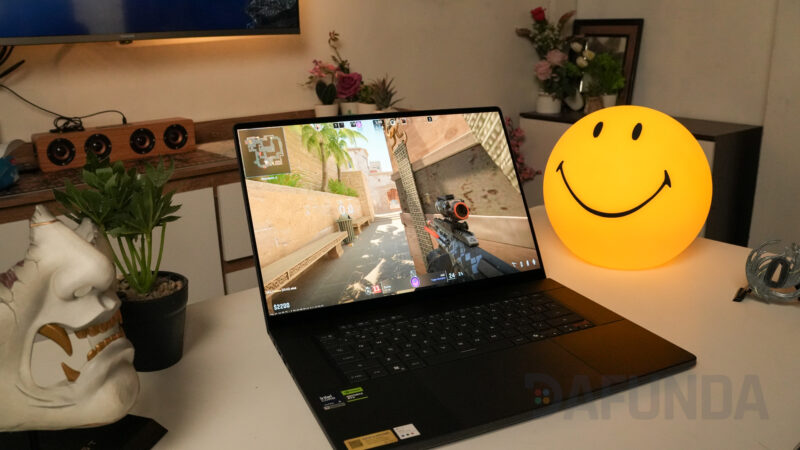 Review ROG Zephyrus G16 GU606AM (2026): Ketika Kekuatan Ekstrem Bertemu Portabilitas 2 ASUS ROG Zephyrus G16 2026 Dafunda Tekno Review 17