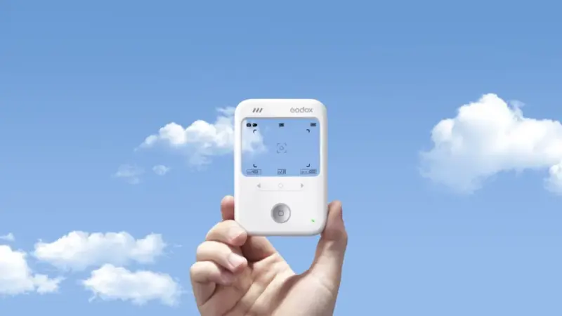 Mirip iPod Classic, Godox C100 Rilis dengan Viewfinder Transparan