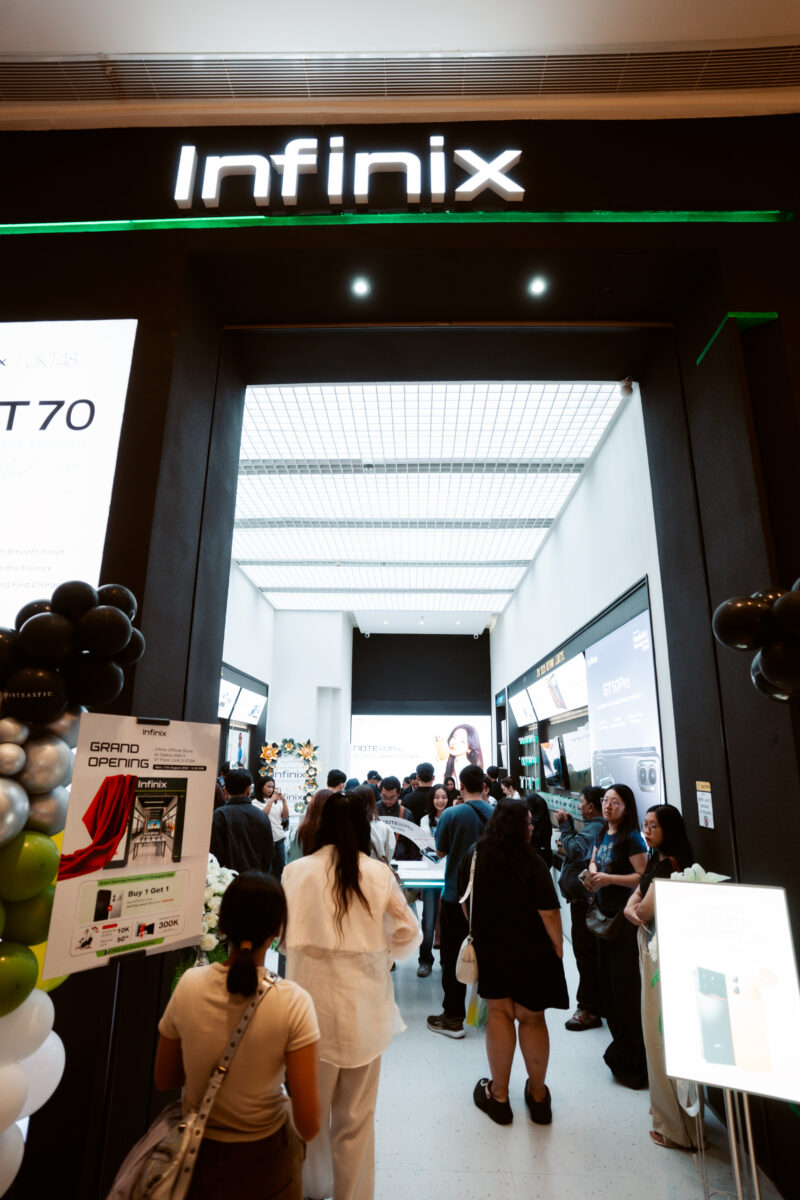 Infinix Buka Store 5.0 di Galaxy Mall Surabaya, Hadirkan Xperience Hub 2 Infinix Experience Store 2