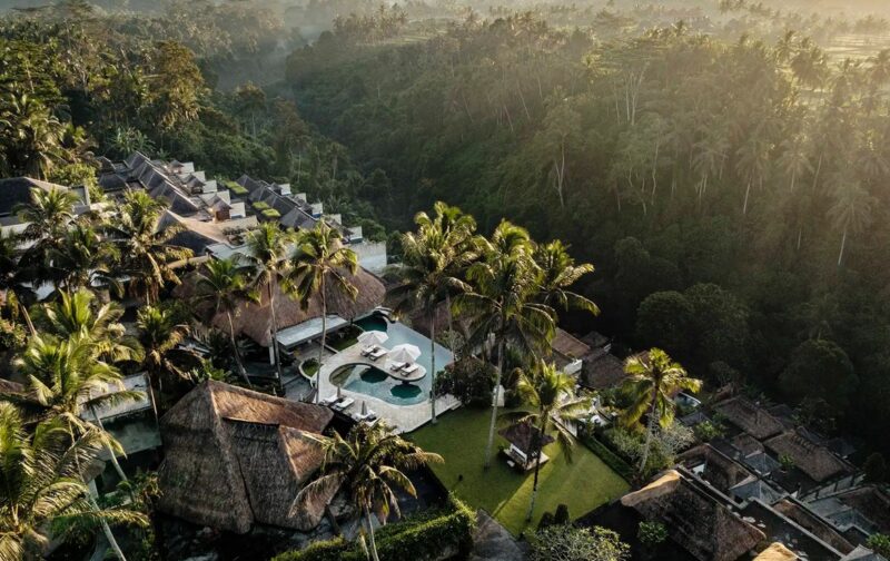 Boutique Hotel Mewah di Ubud dengan Panorama Lembah Maha Raja