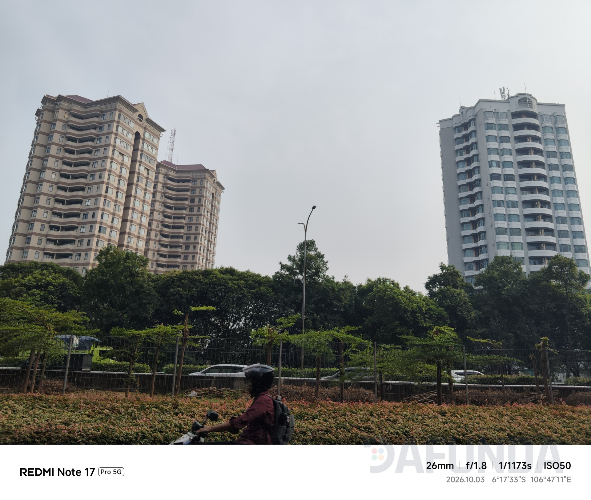 Review REDMI Note 17 Pro 5G: “New Normal” Smartphone di era AI 16 Redmi Note 17 Pro 5G Dafunda Tekno Review 6