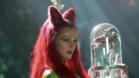 Serial Poison Ivy Dikabarkan Dikembangkan DC Studios