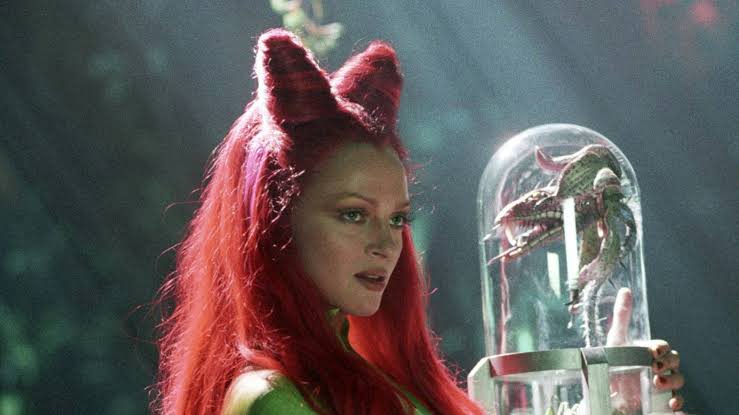 Serial Poison Ivy Dikabarkan Dikembangkan DC Studios