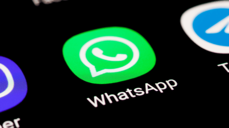 7 Cara Mengatasi WhatsApp Tidak Bisa Kirim Gambar & Video